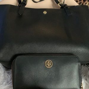 Tory Burch black bag, wallet